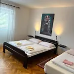 Pia Apartmán Selce