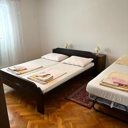 6 Apartment